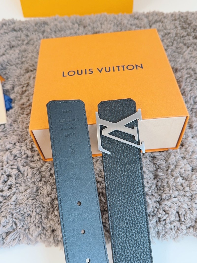 LOUIS VUITTON Belts